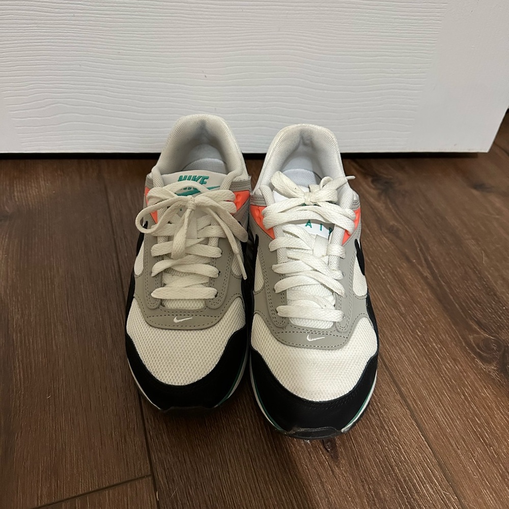 Nike Air Max Correlate